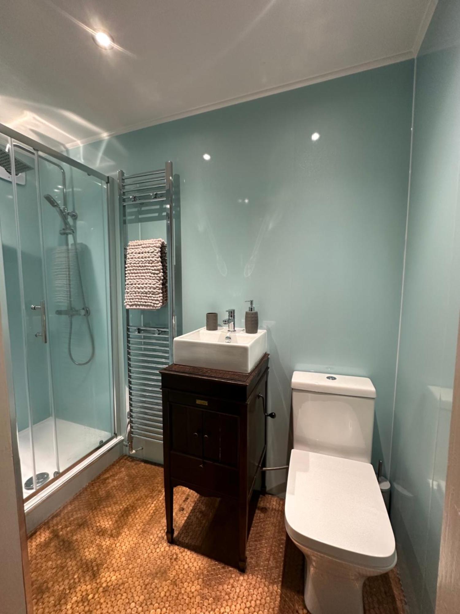 Quirky Apartment In Leith إدنبرة المظهر الخارجي الصورة